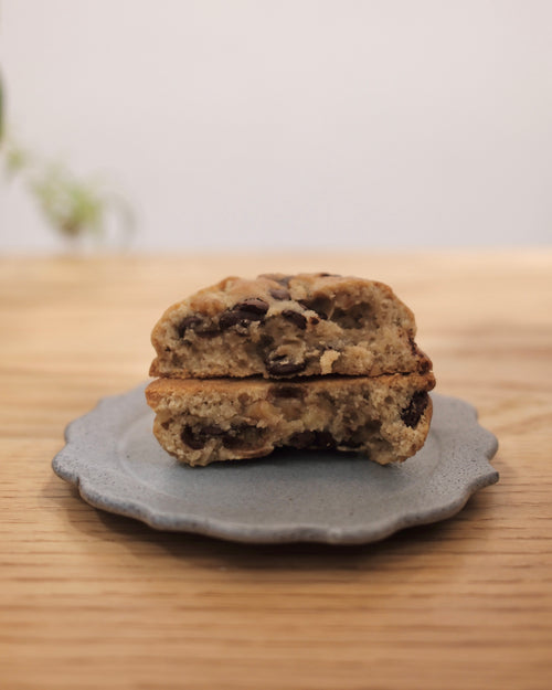 Classic Chocolate Chips Walnut Cookie